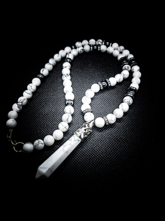 White turquoise Clasps Necklace (Hematite)