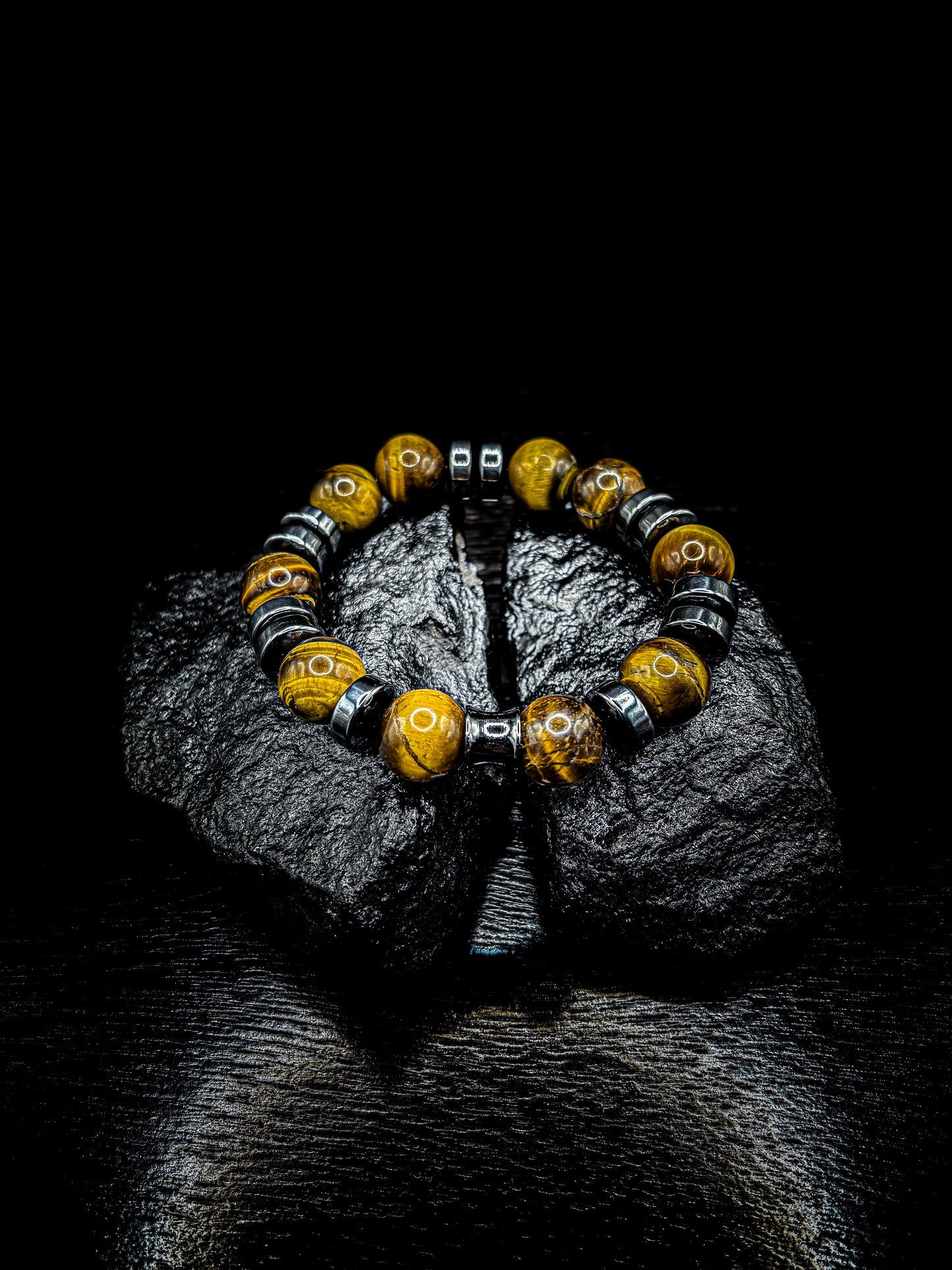 Men’s conquerer 14mm Tigers eye bracelet