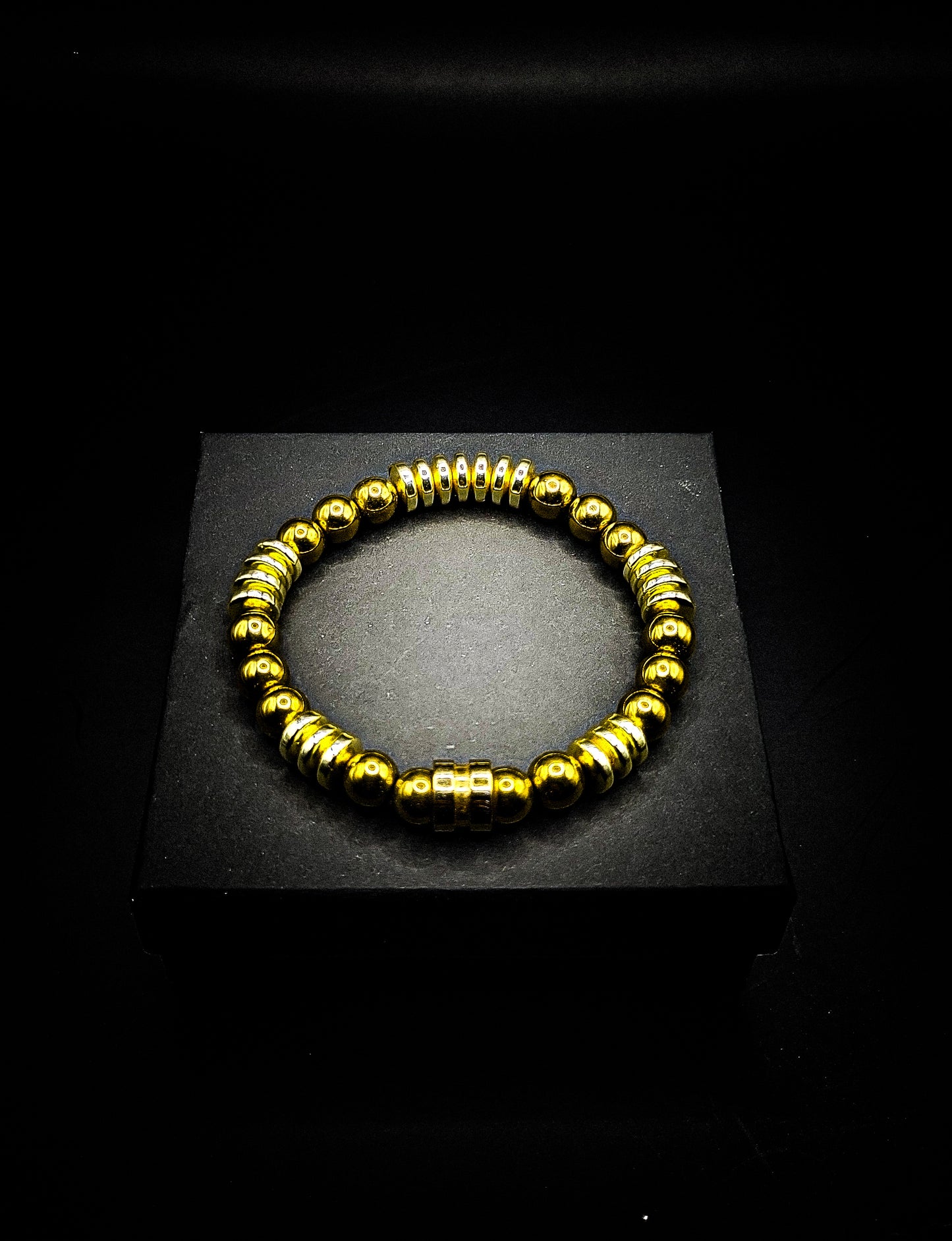 Men's Gold Plated Hematite Stretch Bracelet