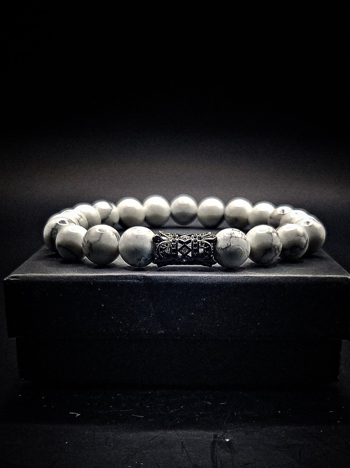 10mm White Howlite healing bracelet