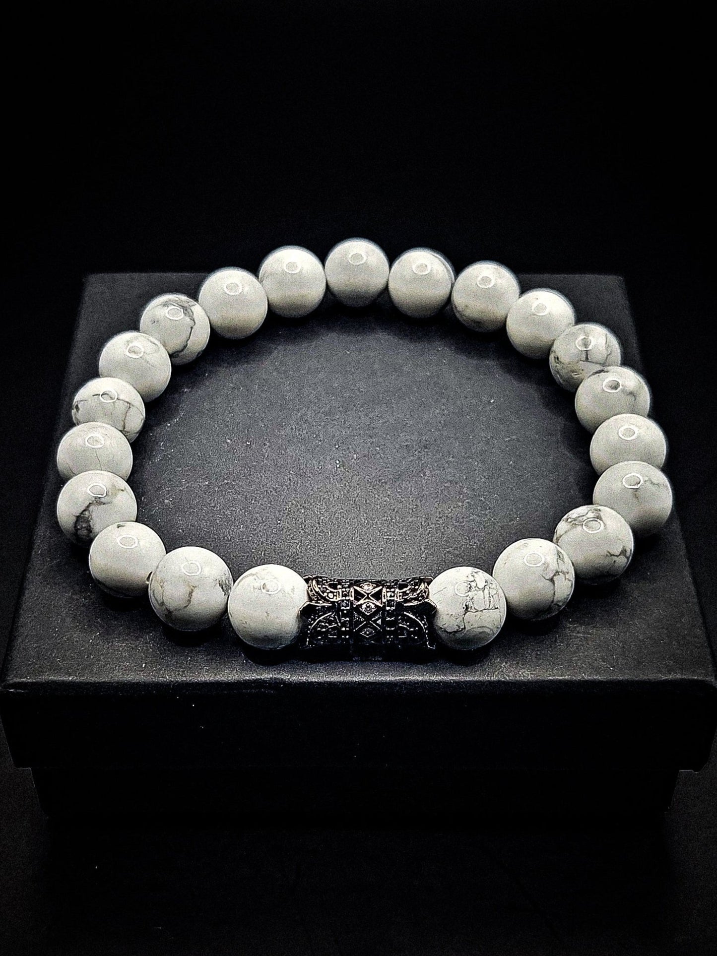 10mm White Howlite healing bracelet