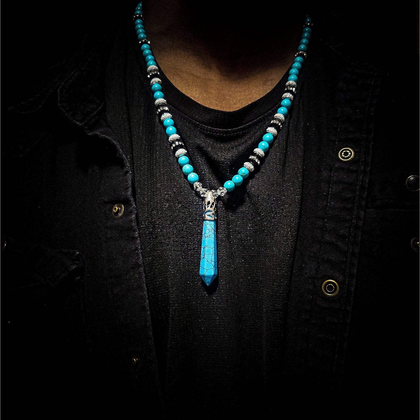 Stabilized Turquoise Clasps Necklace